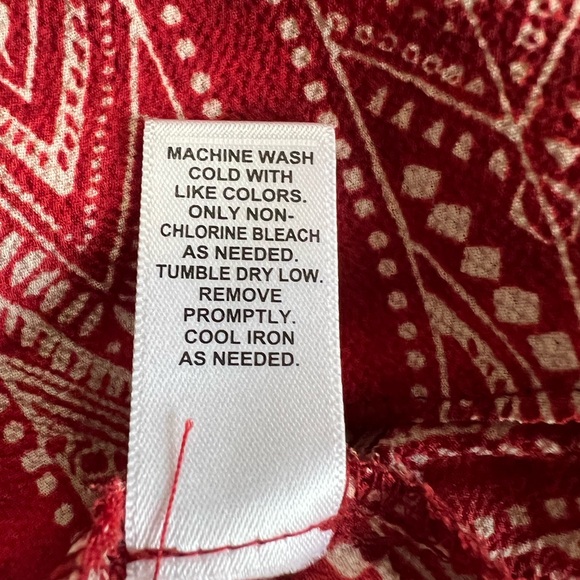 Cato Women’s Red & White Vertical Stripe Collared Tank Top - Picture 7 of 9